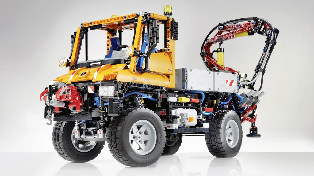 The LEGO Technic Unimog U 400