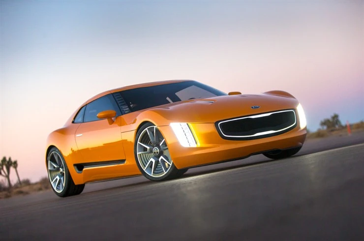 The GT4 Stinger emphasizes a simple design