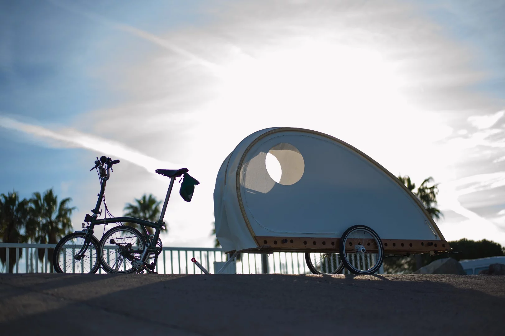 Folding bike, collapsible trailer