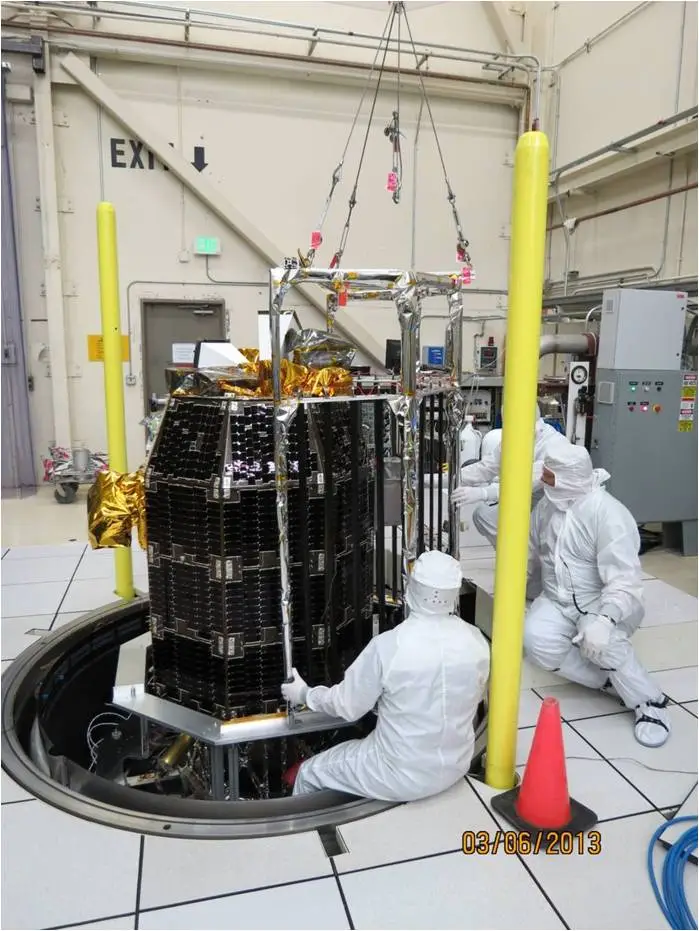 LADEE with LLCD space terminal being tested (Image: NASA)