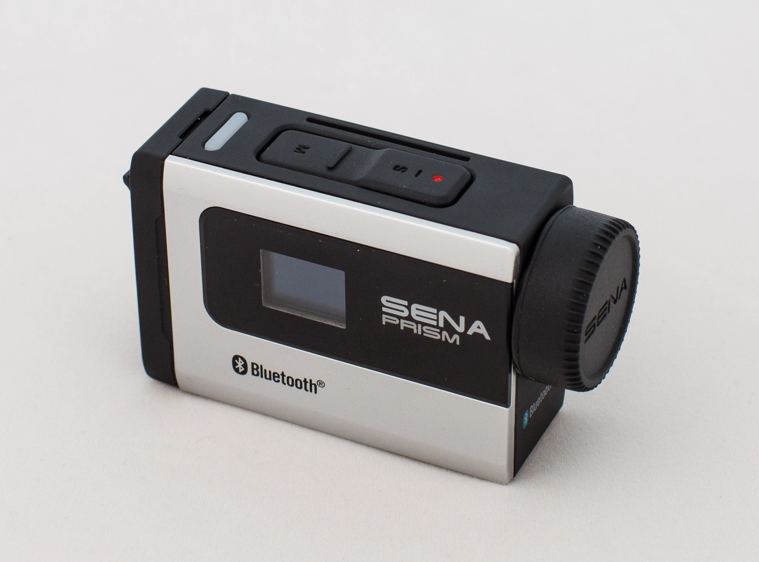Sena Prism: rubber lens cap protects the lens when not in use (Photo: Loz Blain/Gizmag.com)