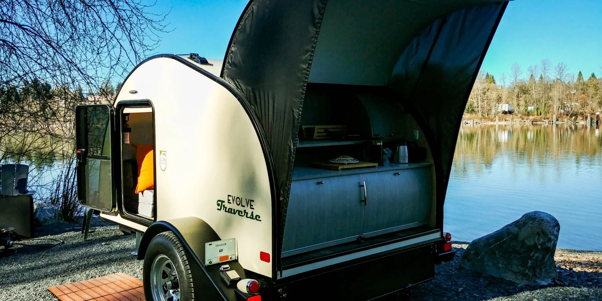 Evolve Traverse kitchen