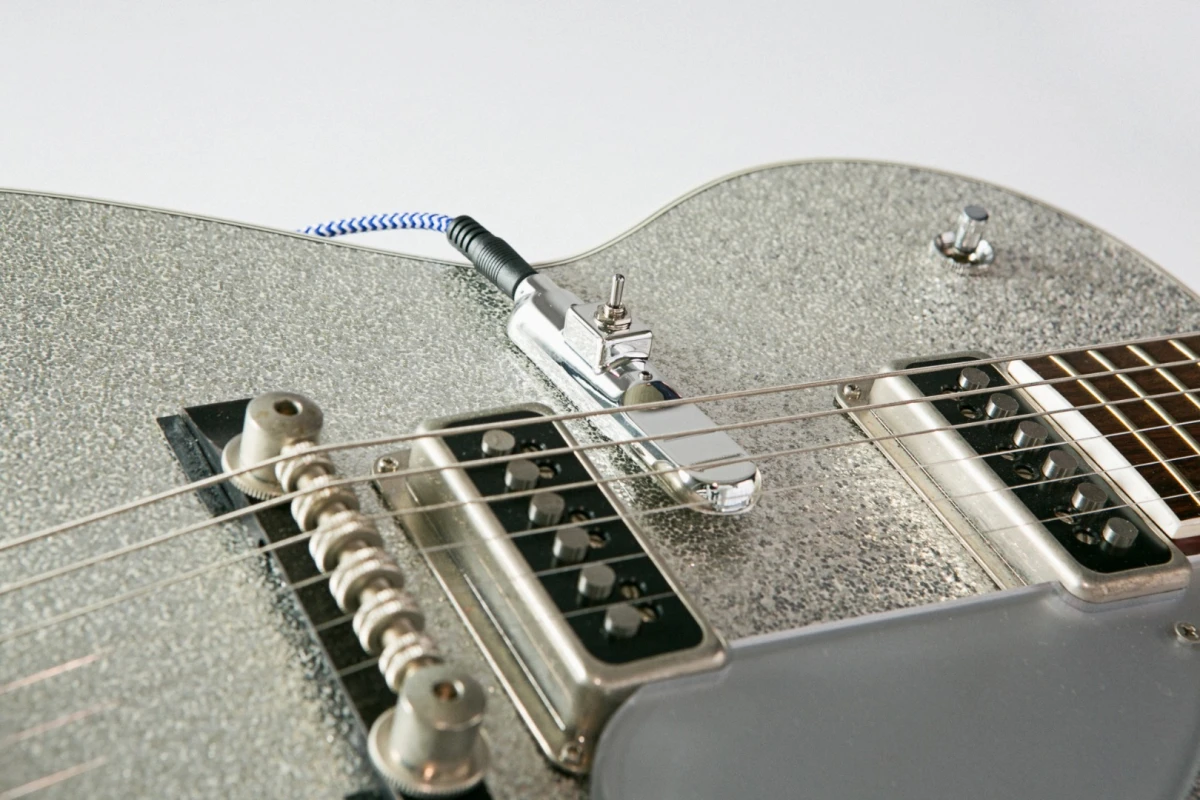 Dive, dive, dive: the Submarine pickup can add more bass to a guitar without modifying the instrument