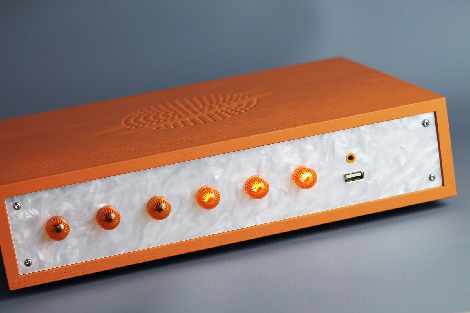 Datorbox: Handcrafted wooden computer cases that come with a built in high-powered gaming computer