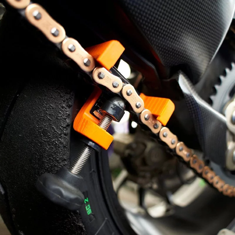 Chain Monkey: precision chain adjustment