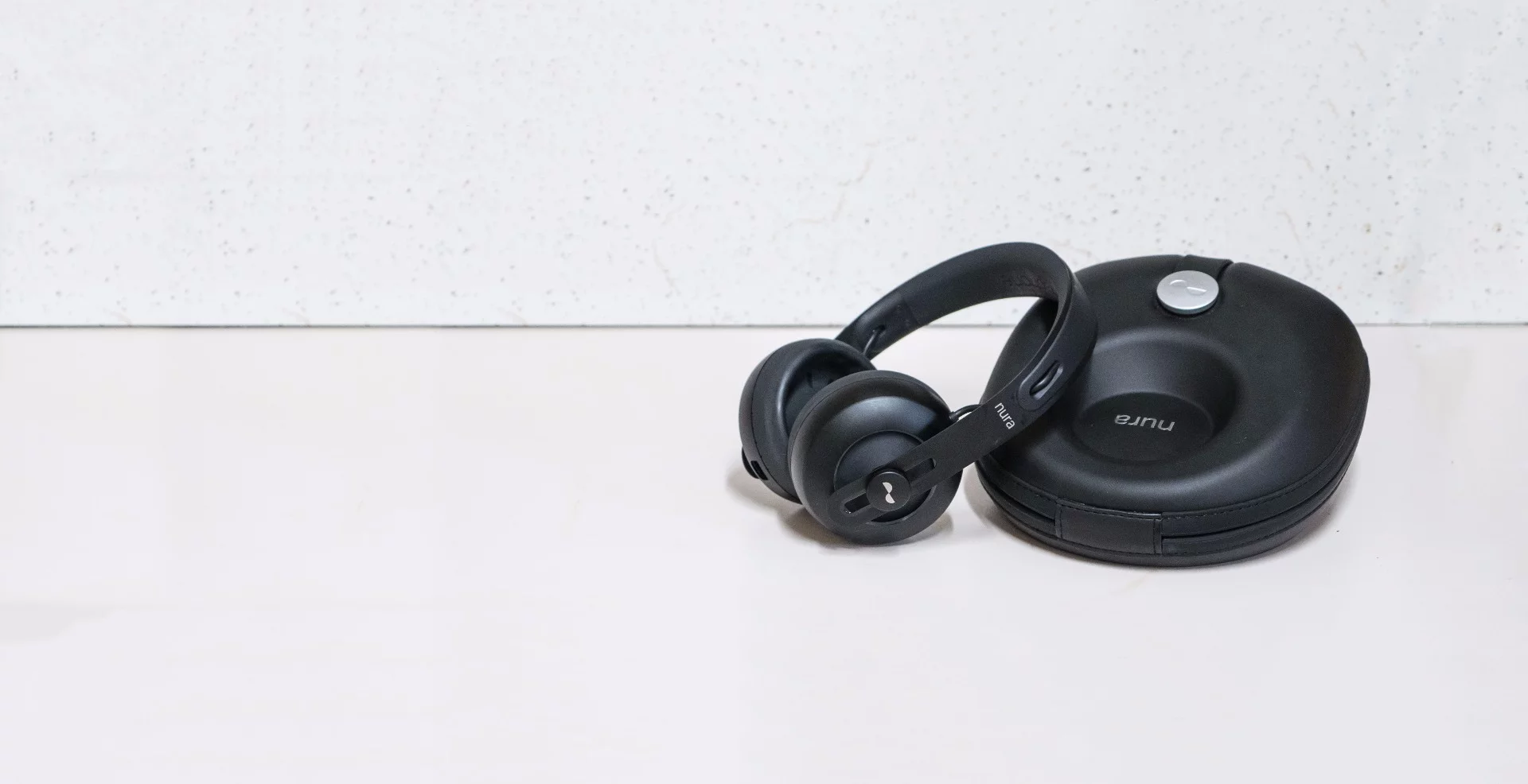Where the other cans can deliver similar amounts of detail, the Nura headphones give you an extra push through the Immersion bass system that puts you right in the room with the performers