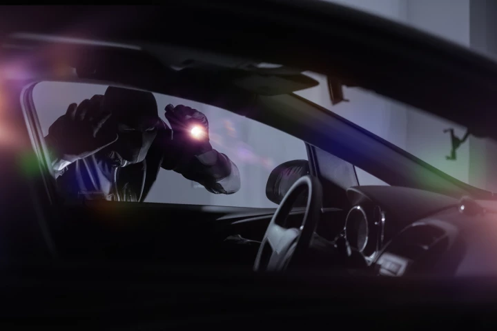 The research found thefts from vehicles dropped by 50 percent in streets that introduced part-night lighting programs that switched off streetlights around midnight