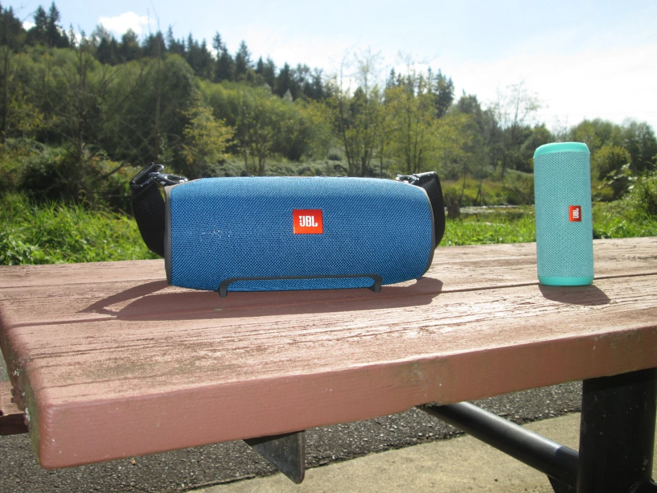 The Xtreme can connect to Connect-enabled speakers for true stereo