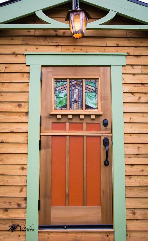 The Fuchsia's stable door has a stained-glass window