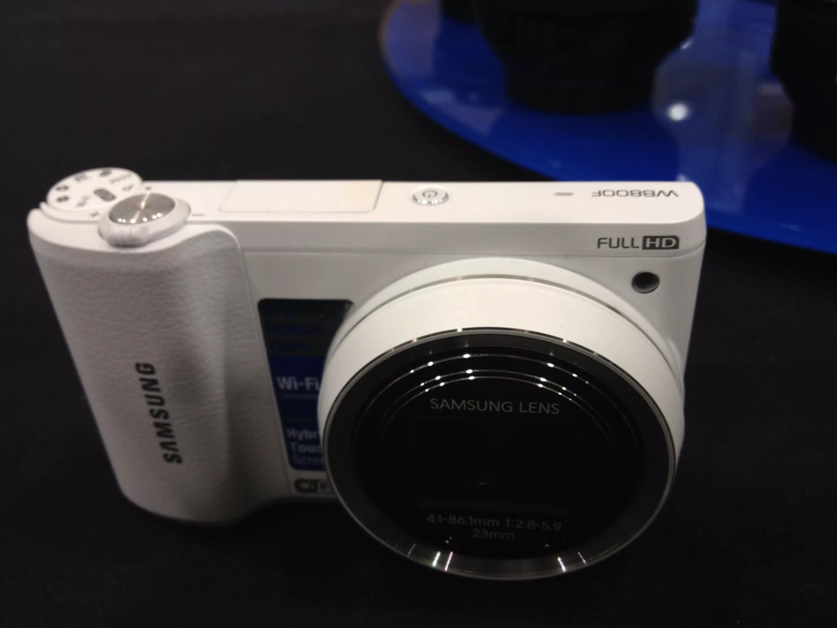Samsung WB800F front view