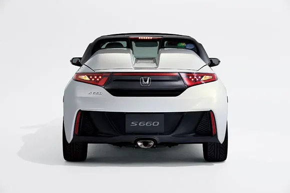 A rear view of the S660