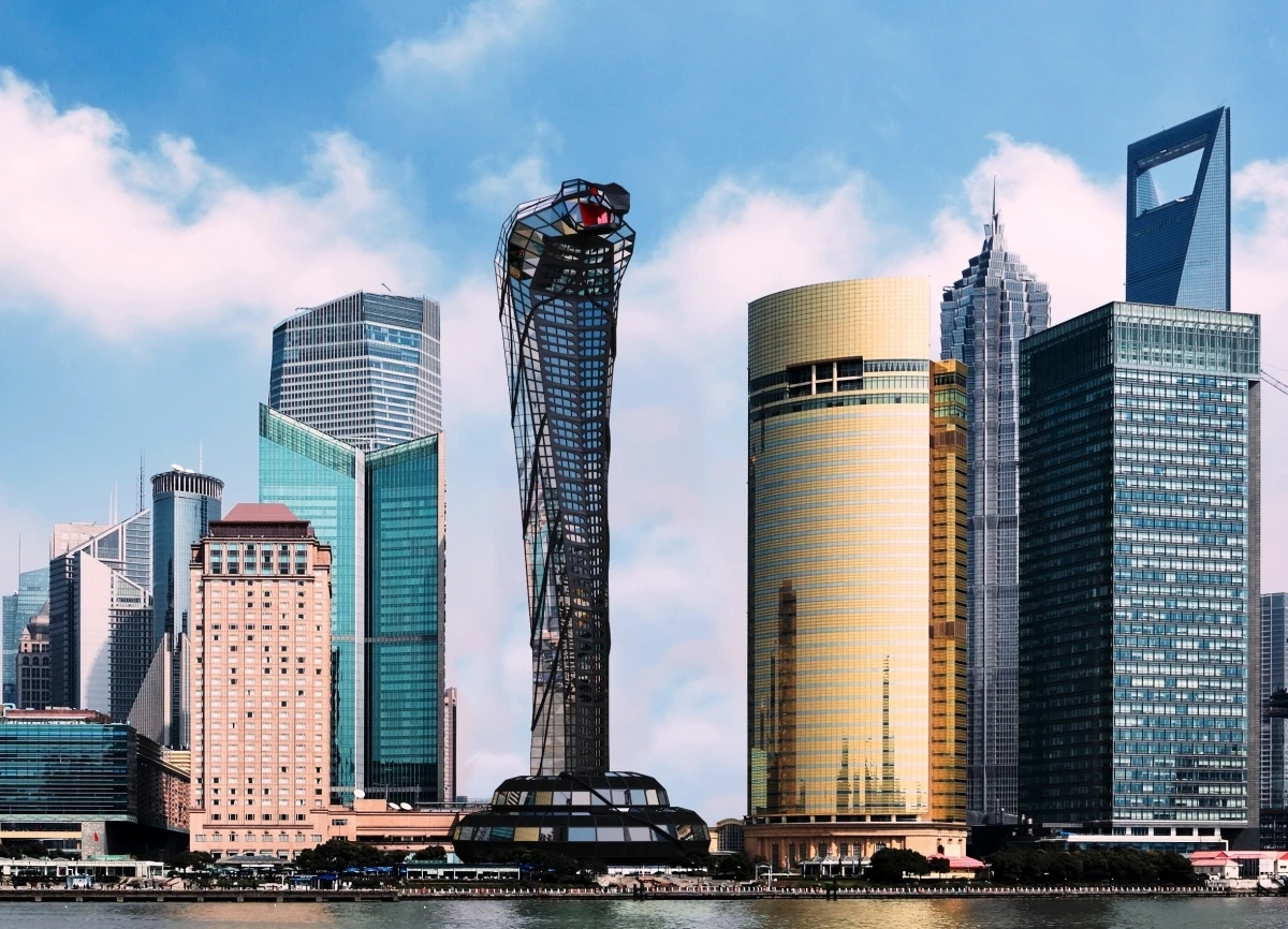 Klyukin says the body of the snake could feature offices or apartments, while its jaws could boast a terrace for a restaurant or nightclub