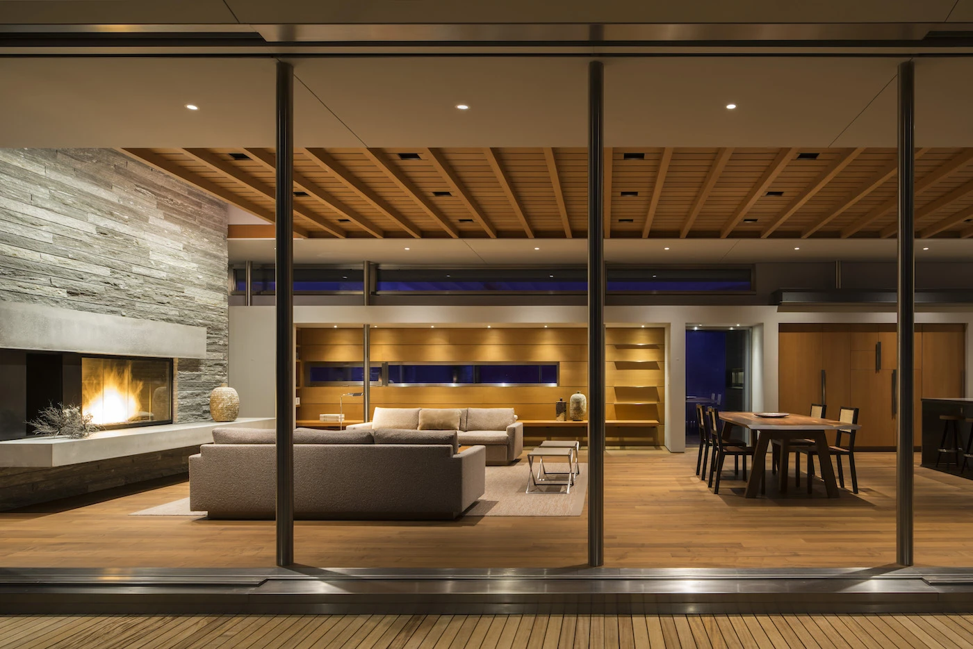 Independence Pass Residence, by Bohlin Cywinski Jackson, is based in Aspen, Colorado, and was conceived as a floating pavilion with continuous interior views end to end on the upper level