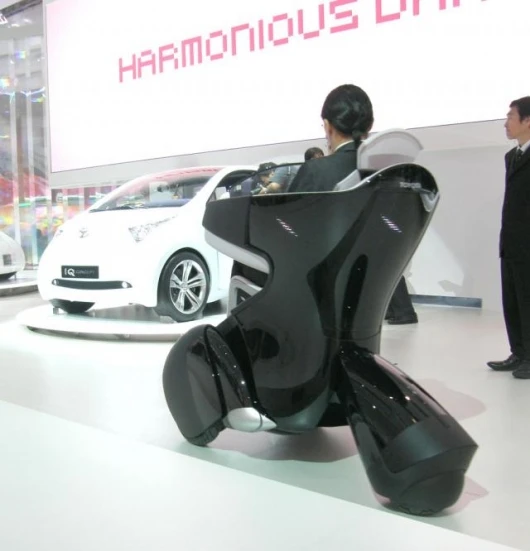Toyota I-REAL