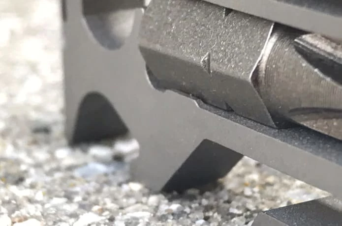 The newly launched EverRatchet Clip tool features side catches to hold bits in place
