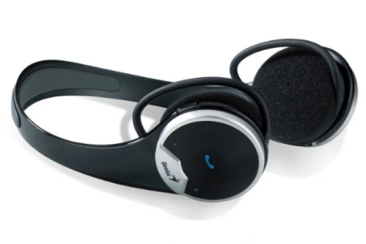 Genius’s BT-03I touch Bluetooth headset