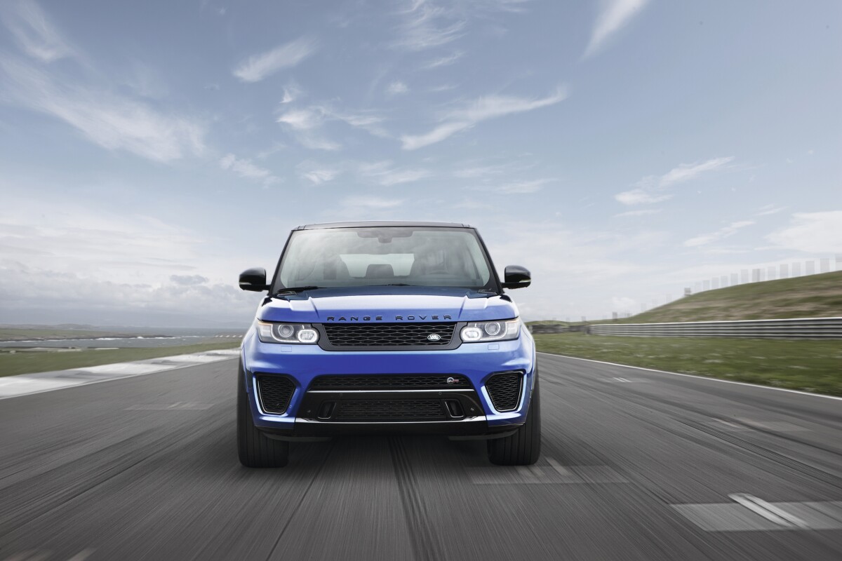 The 2015 Range Rover Sport SVR has a tops speed of 162 mph (260 km/h)