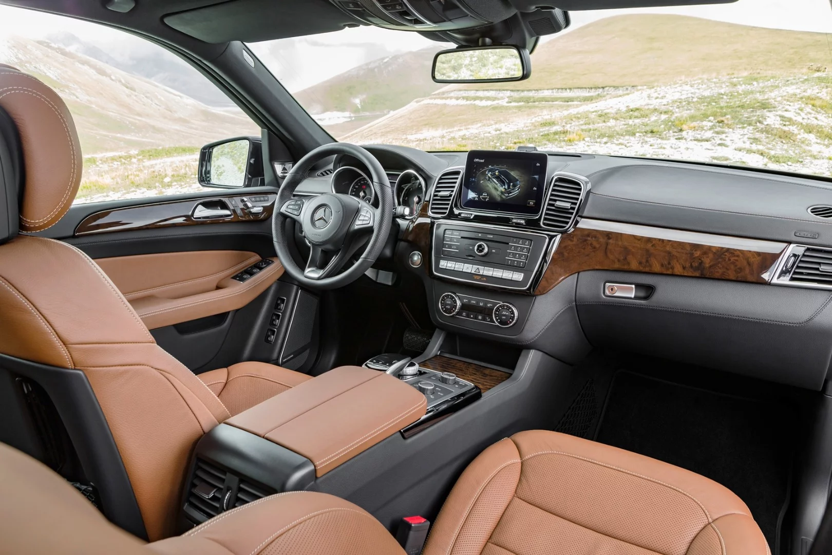 The GLS has a new three-spoke steering wheel with gearshift paddles and 12 function buttons