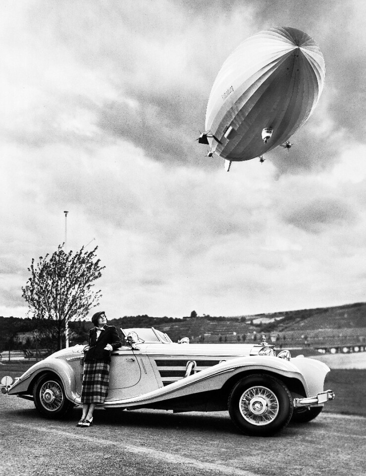 An advertising shot of the Mercedes-Benz 540K Spezial Roadster from 1936