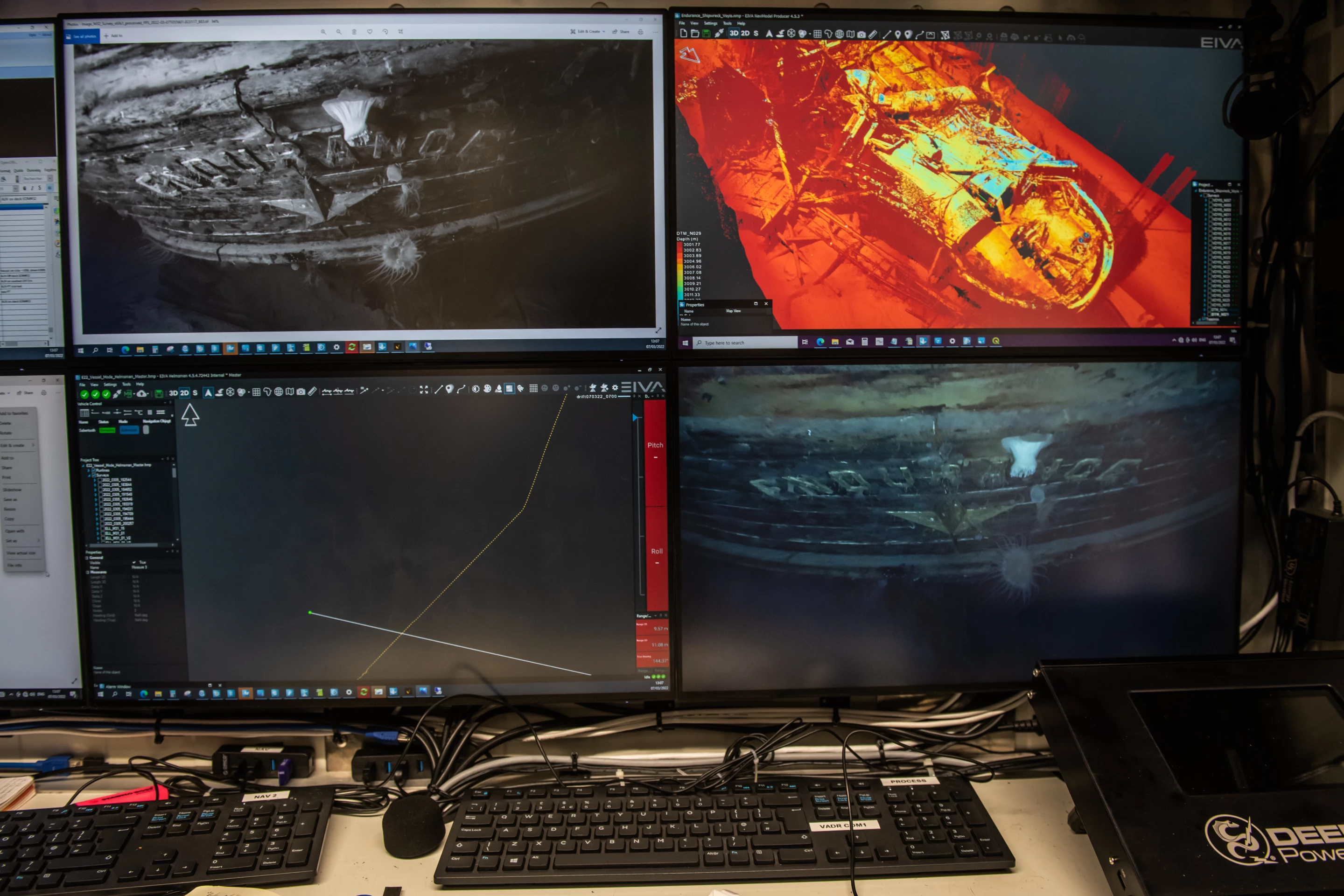 Photo, video and a laser pictures of Endurance22 displayed in the control room of the AUV