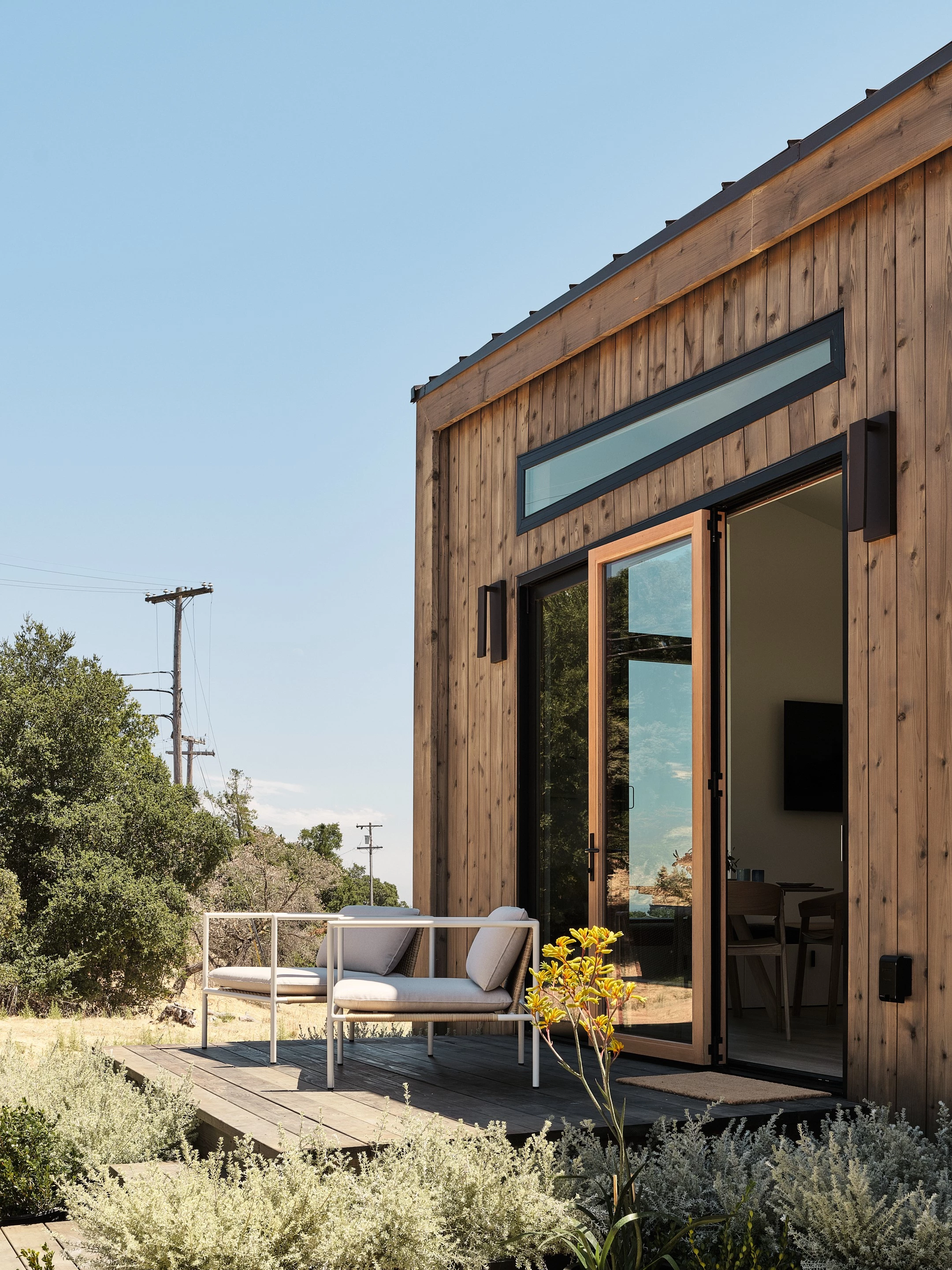 Modular prefab tiny home installed in your backyard in 2 weeks