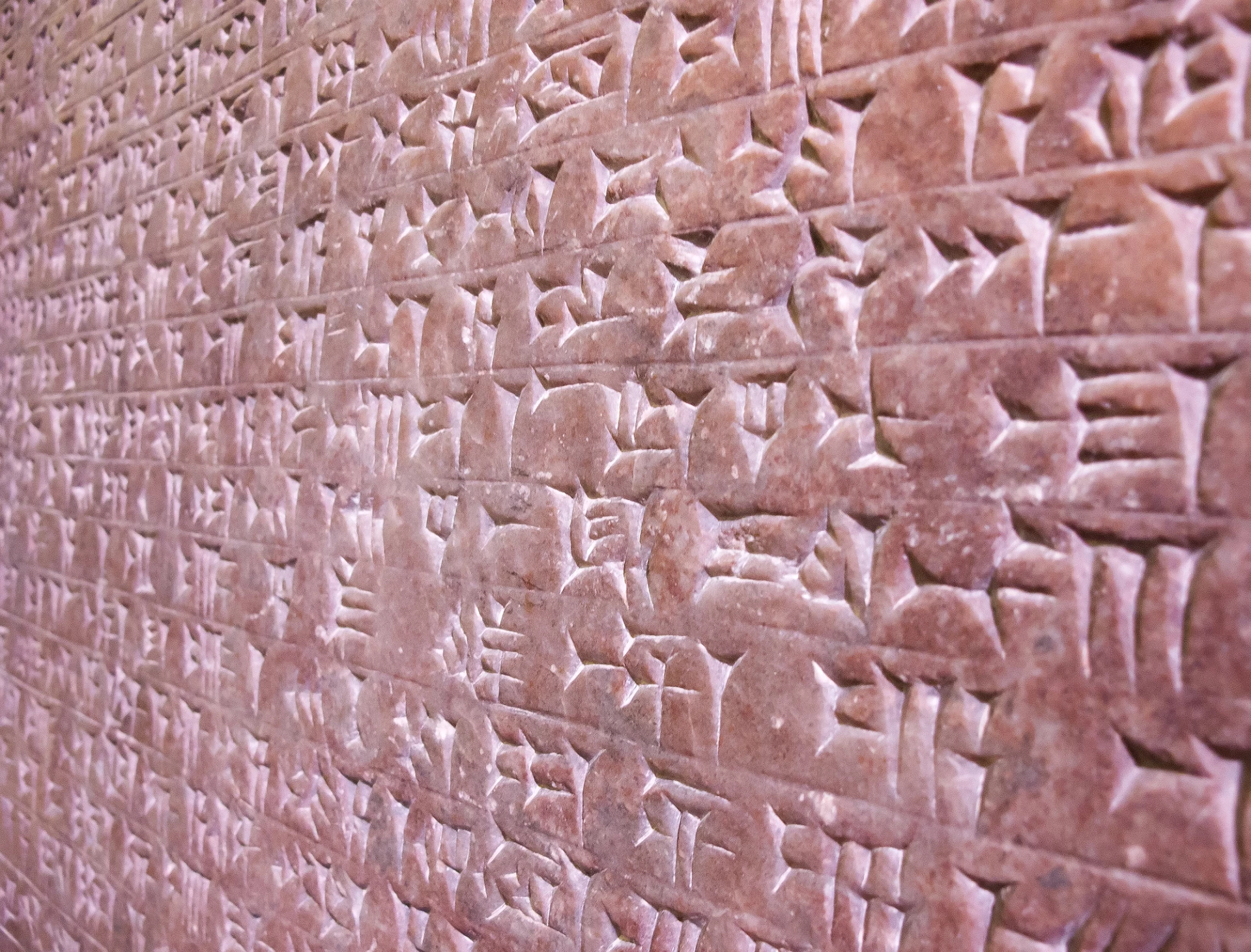 Cuneiform-like data storage tech boasts four times the density of binary