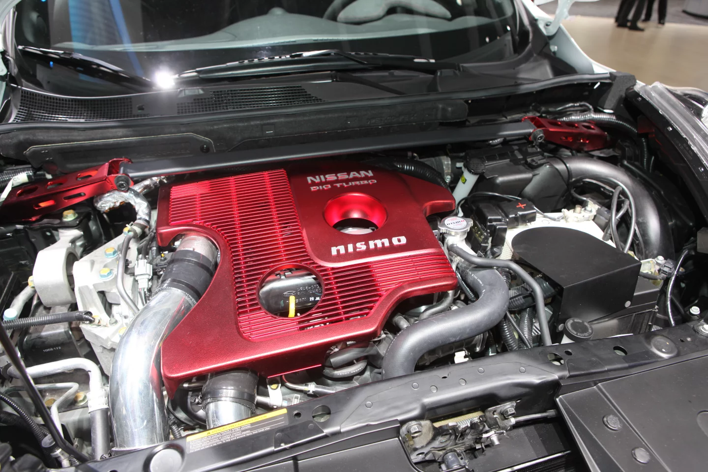 Nissan's JUKE-R concept: the GT-R engine in place