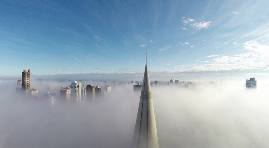 Drones that can take photos became a reality well before 2015, but this was the year that any high-level consumer quadcopters carrying anything less than HD camera gear would be left behind