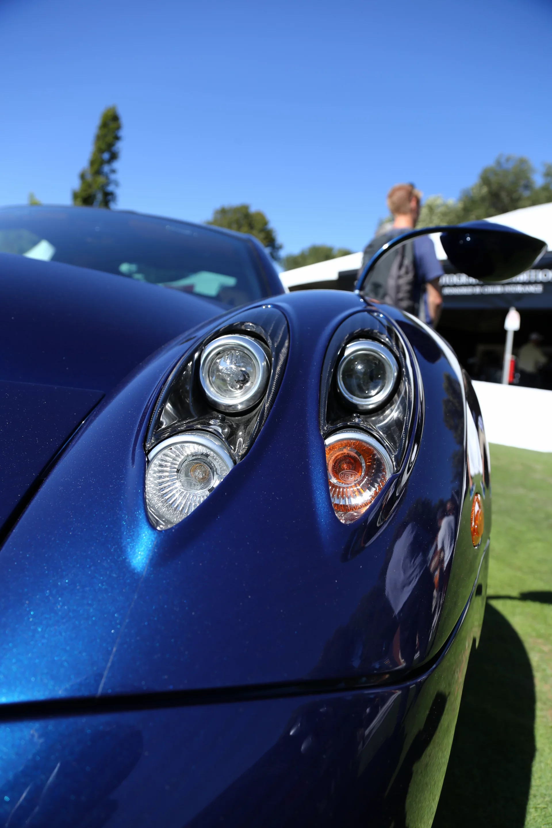 The Pagani Huayra's split headlight arrangement (Photo: Angus MacKenzie/Gizmag.com)
