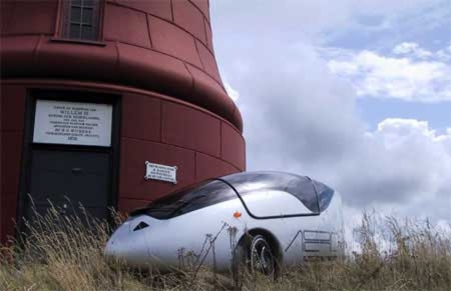 Aerorider FullyEnclosed electricassist bicycle