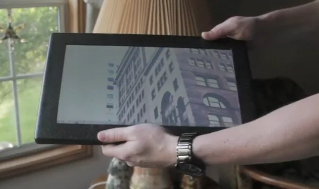 Justin Campana's home-built Carbon Tablet with 13.4 inch resistive touchscreen display, Windows 7 and Intel's 1.6GHz Atom Z530 processor