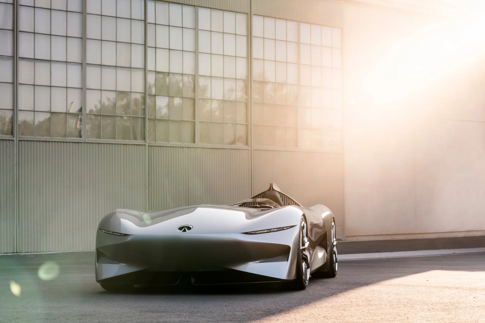 Infiniti Concept 10: barely-there windscreen means you'll need sunnies to drive it