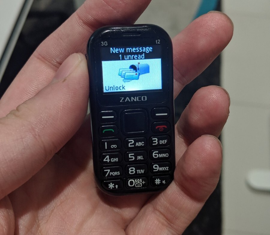 Zanco tiny t2 review: Hands on with the world's smallest 3G phone