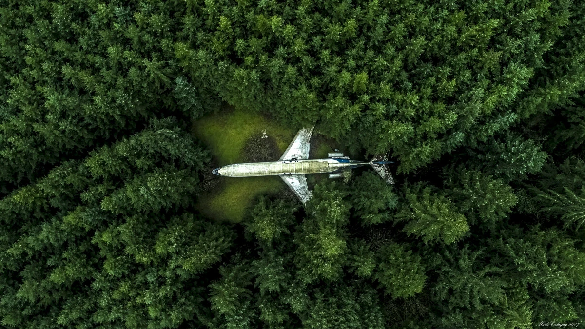 The jetliner home of electrical engineer Bruce Campbell in the forest of Oregon. This drone shot made the top ten of the Popular Prize in SkyPixel's 2017 Photo Contest