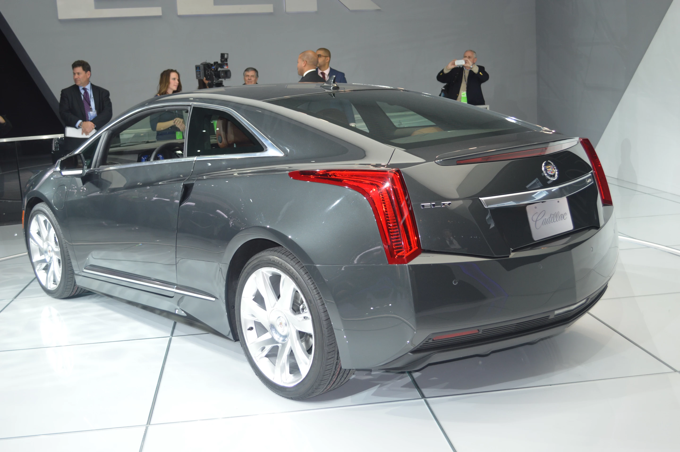 Despite recent Volt upgrades such as a 16.5-volt battery, the ELR will drive 35 miles on electric power, down from the 40 miles estimated on the Converj concept