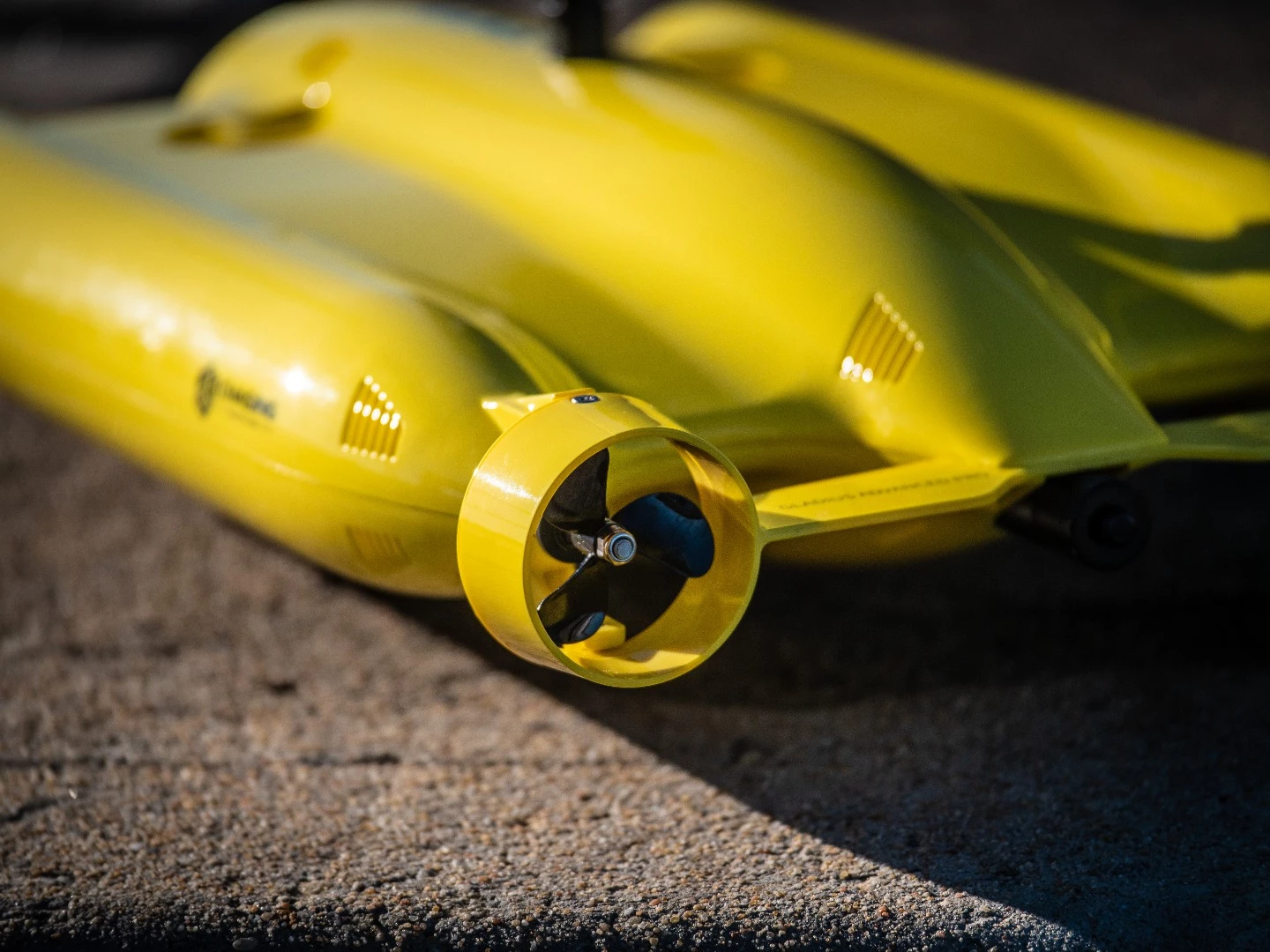 Fully waterproof in freshwater or seawater
