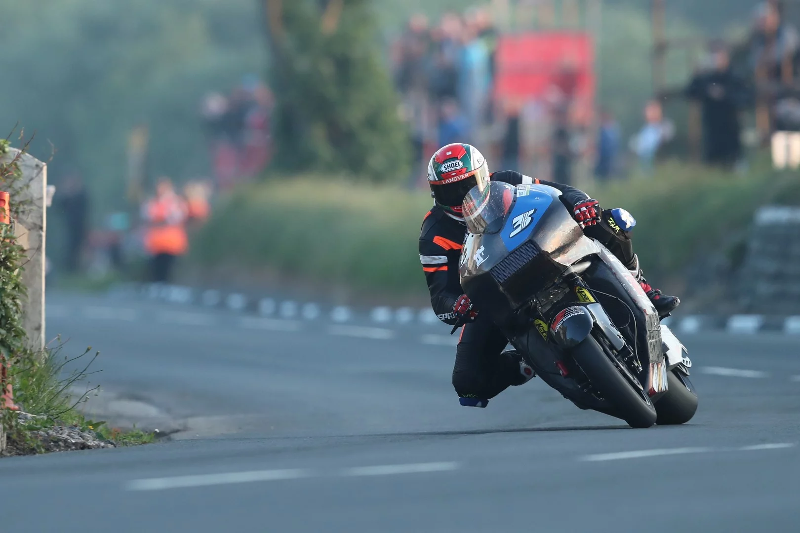 Daley Mathison on his way to a third pace finish at the 2018 Isle of Man TT Zero