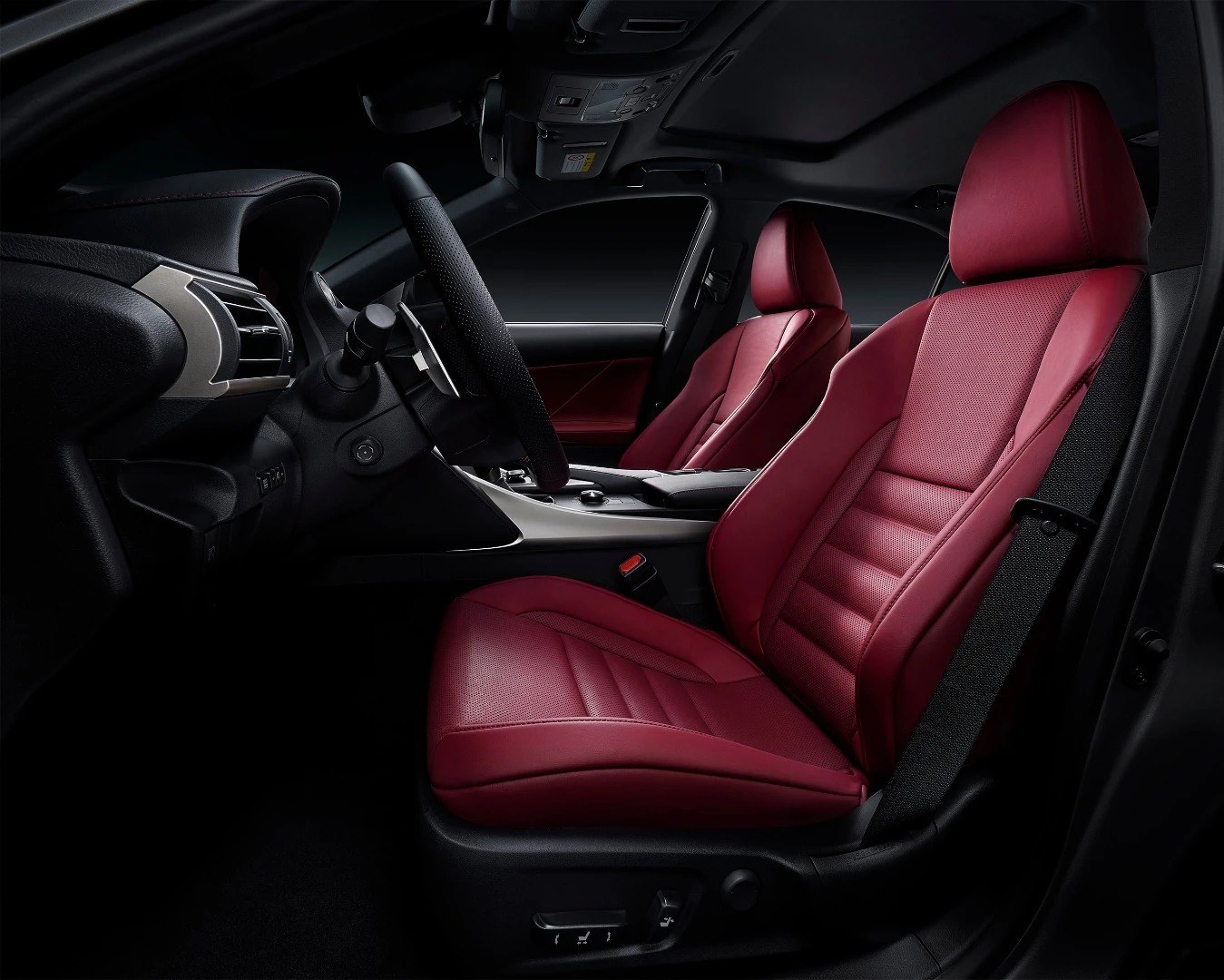 The bucket seats are a touch you wouldn't find on most classic Lexus'