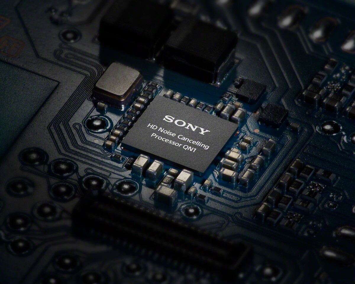 The QN1 processor is the brains of the Sony WH-1000MX3 headphones' noise cancelling capabilities
