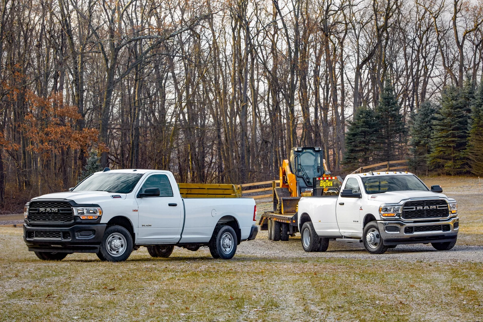 Several cab and cargo bed configurations are available for the 2019 Ram Heavy Duty lineup, including single and dual rear axles