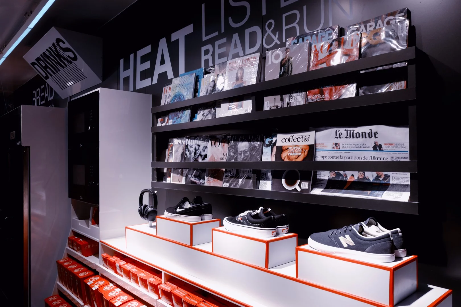 With everything from coffee and fresh bread to groceries and other retail items, Moby is designed to combine the convenience of online shopping with the immediacy of store purchases