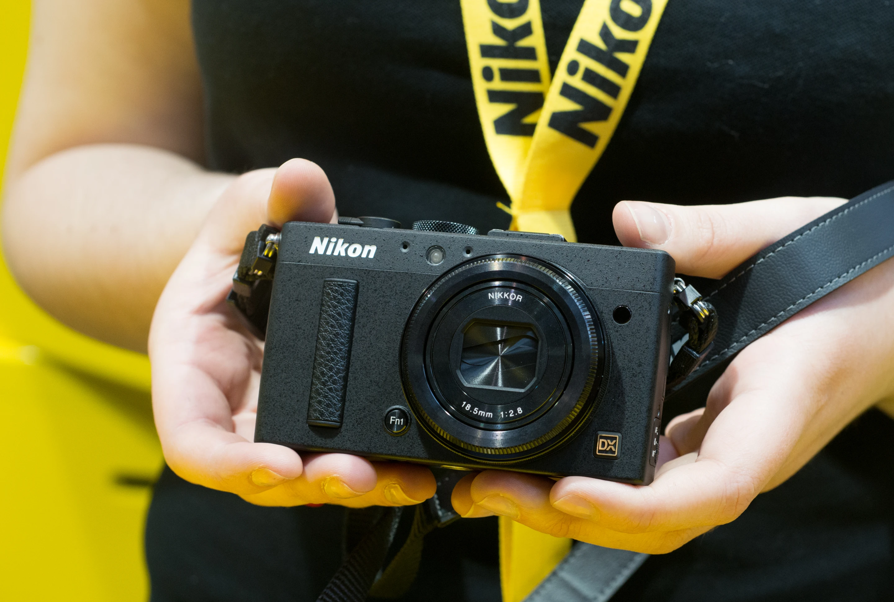 The use of magnesium alloy gives the Nikon COOLPIX A a decidedly sturdy feel