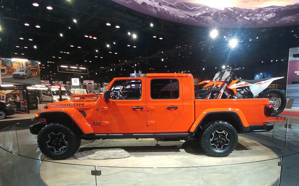 The new Jeep Gladiator is prominently on display at the Chicago Auto Show for 2019, with several models showcasing the lifestyles likely to be had with this new pickup truck