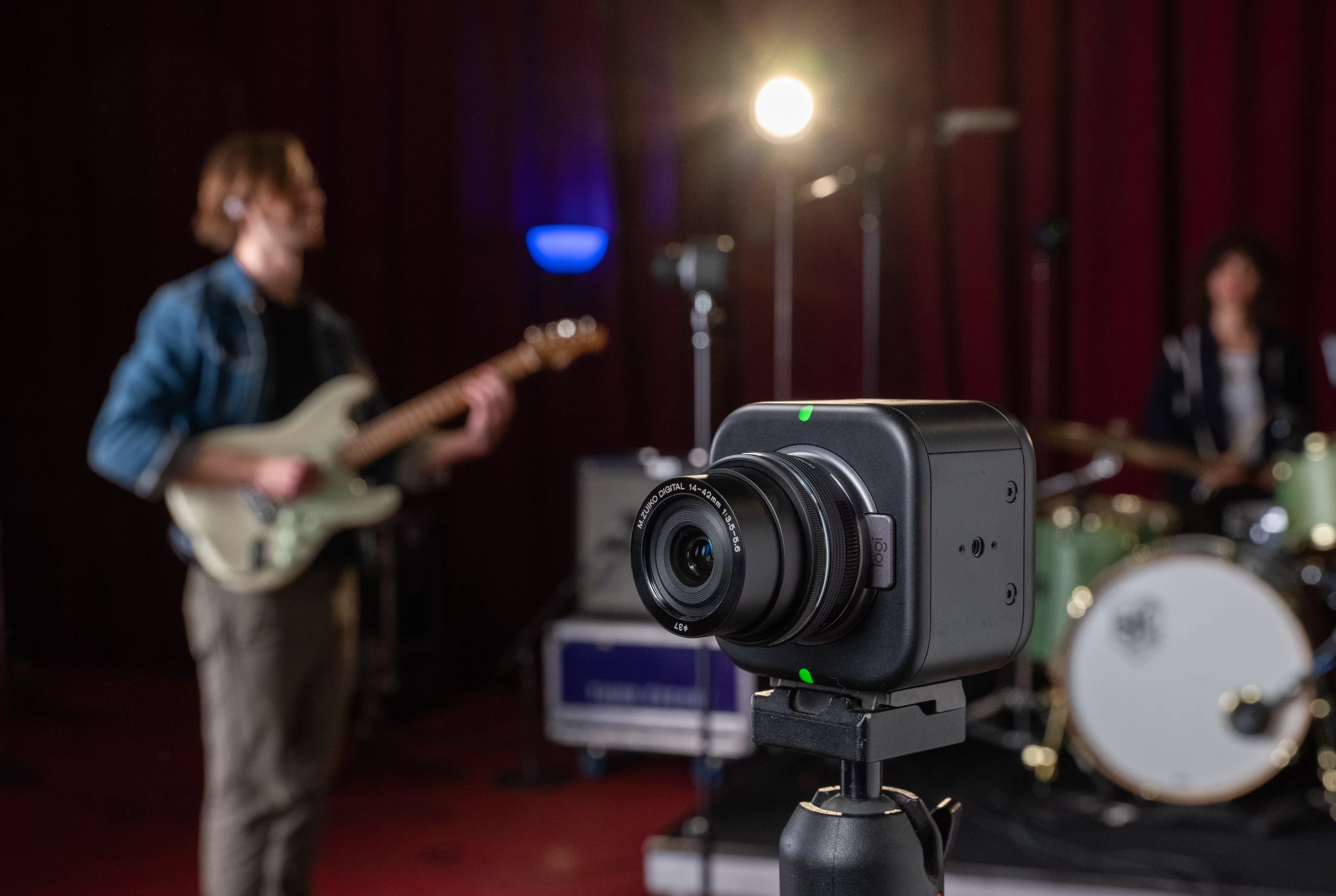The Mevo Core is compatible with any Micro Four Thirds lens, can record at 4K/30p and stream at 1080p
