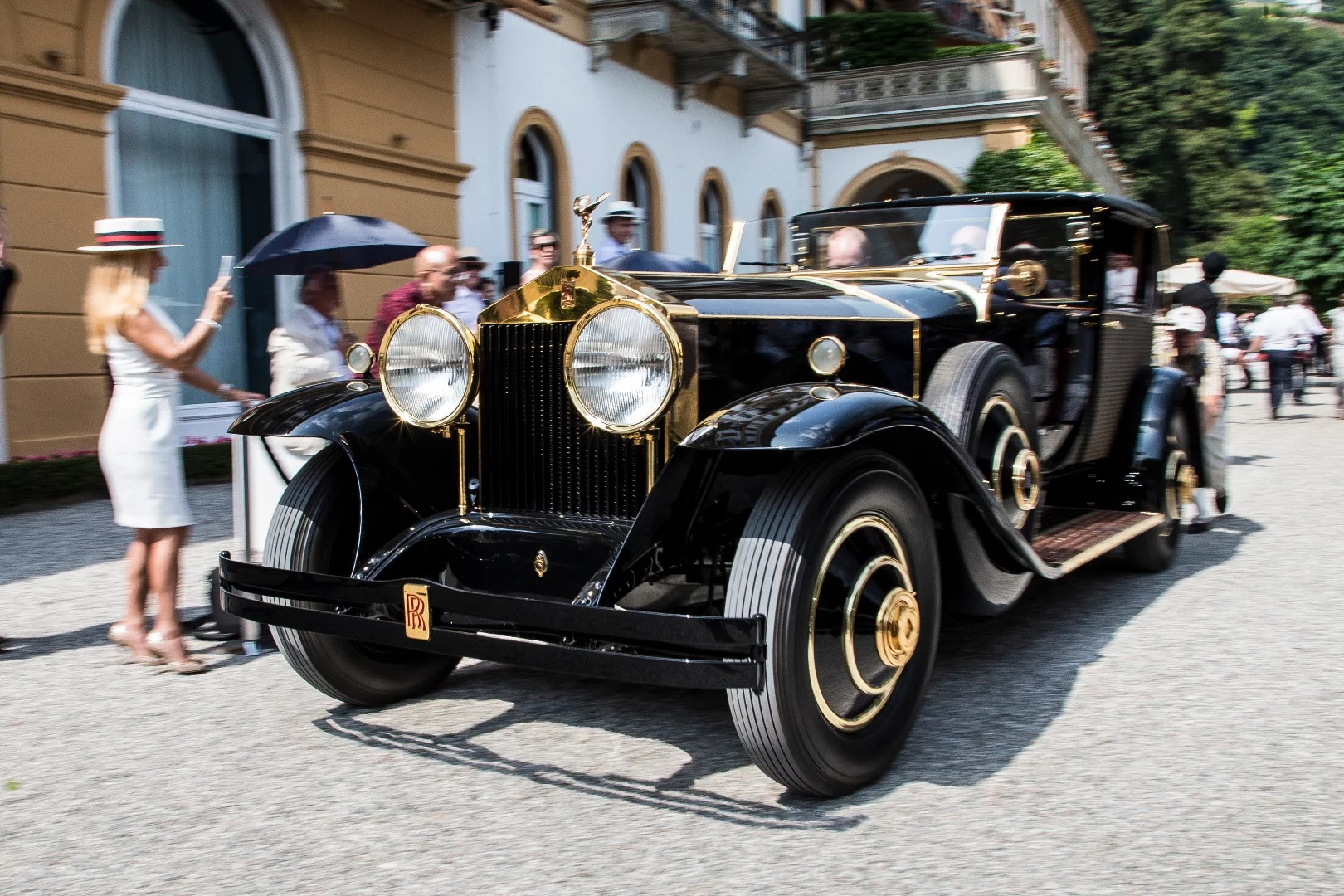 It wasn't the first time this car had been to Villa d'Este, having sold at RM-Sotheby's biannual Villa d'Este (now Villa d'Erba) auction held in conjunction with the event. You'll never guess how much it sold for! Answer. Owner: 1929 Frédéric Leroux, France