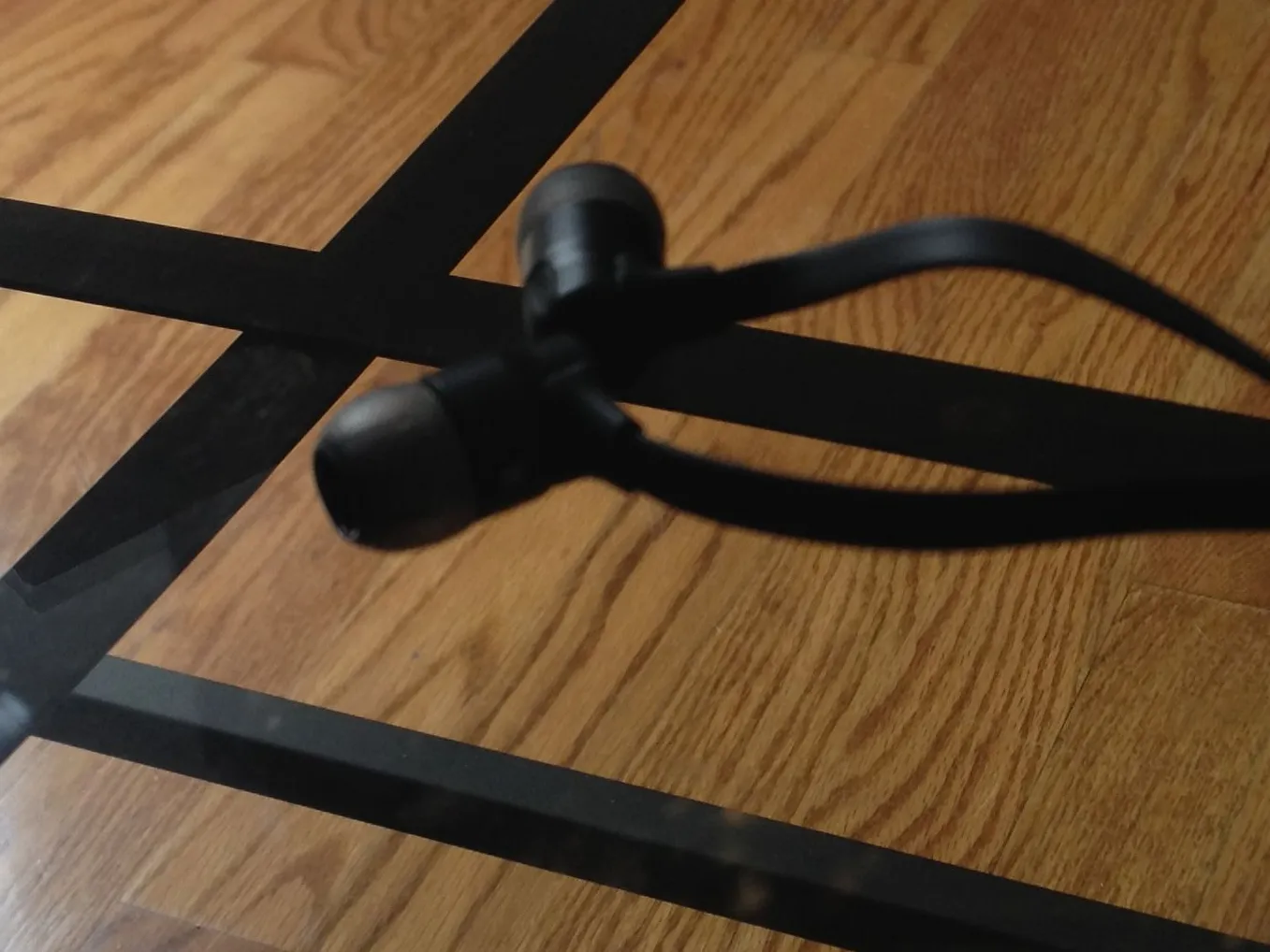 The Munitio SV earphones
