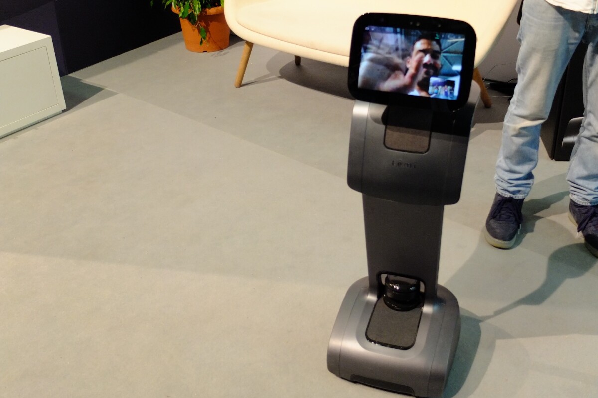 1,500 tēmi personal robot goes on sale October 1