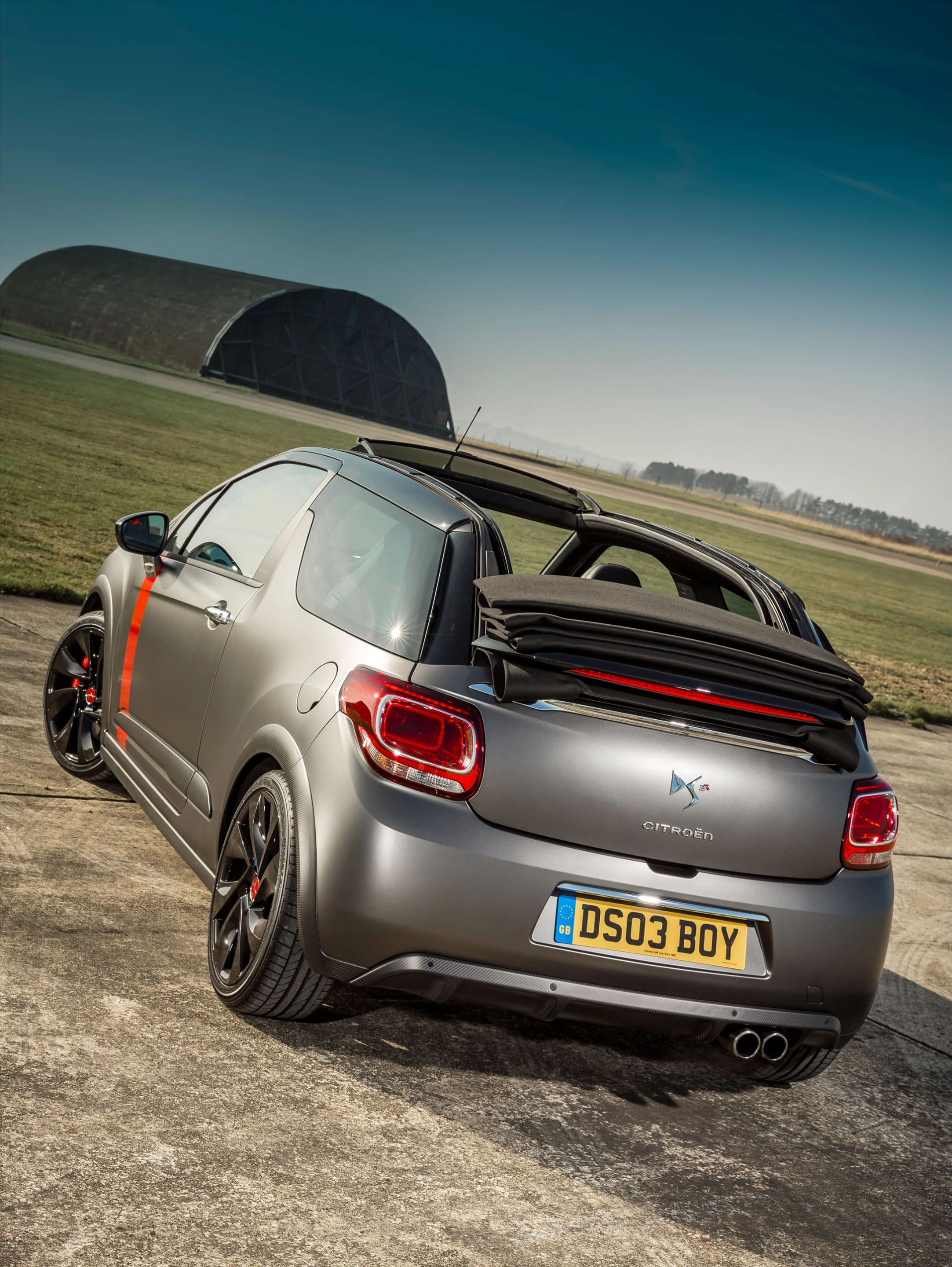 The Citroen DS3 Cabrio Racing