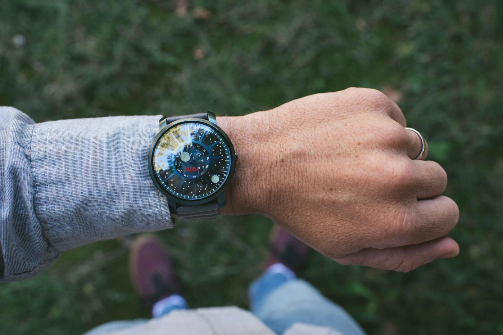 The Blue Supernova model – this is the quartz movement version, distinguishable from the automatic version by the lack of tritium-filled tubes across the ends of the hour and minute hands