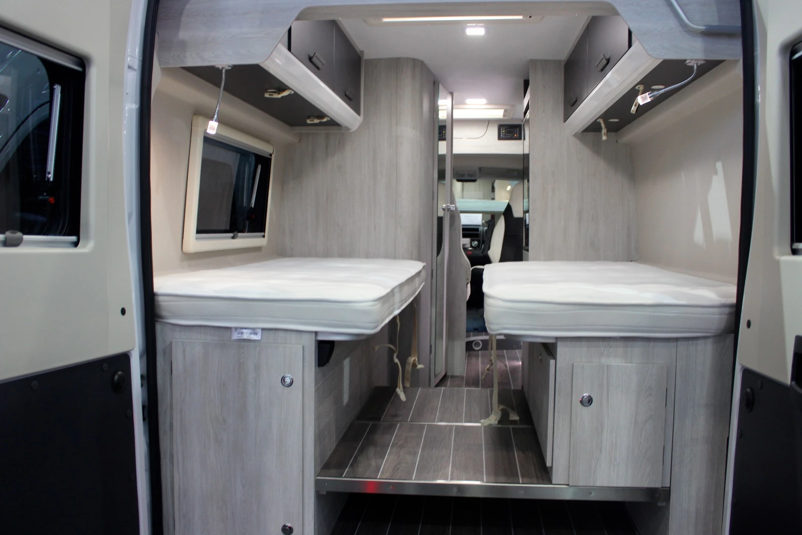 The Roller Team Livingstone Duo includes removable lower load shelf panels and cabinetry for extra organization and versatility